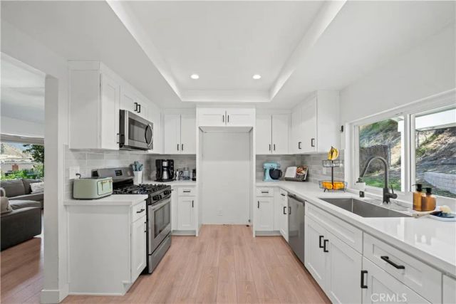 28019 Deep Creek, Canyon Country, CA 91387