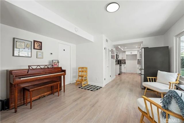 28019 Deep Creek, Canyon Country, CA 91387