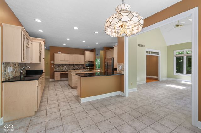 8503 Sargent Lane, Indianapolis, IN 46256