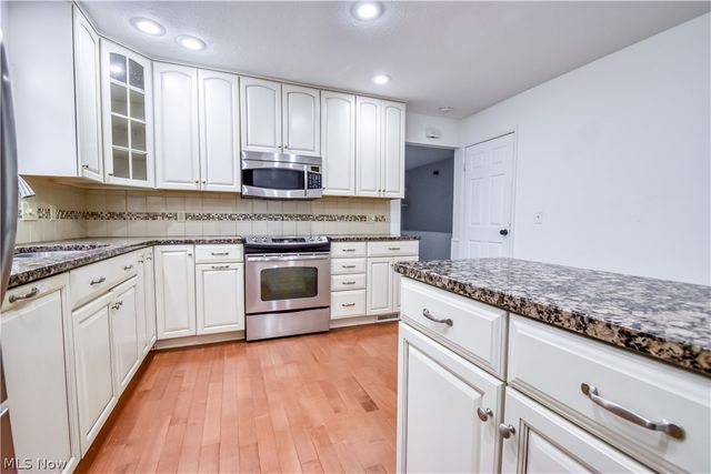 8242 Starburst Road, Mentor, OH 44060