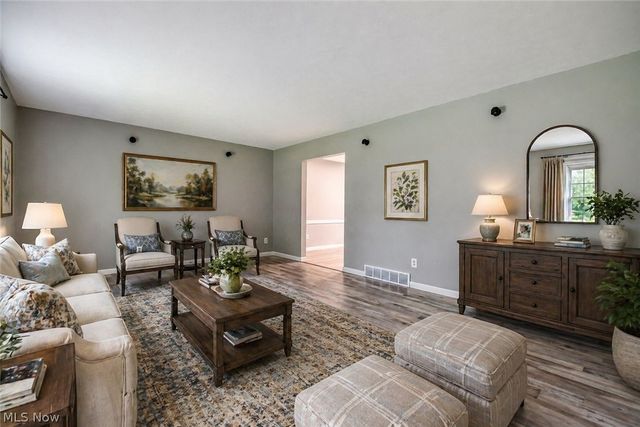 8242 Starburst Road, Mentor, OH 44060