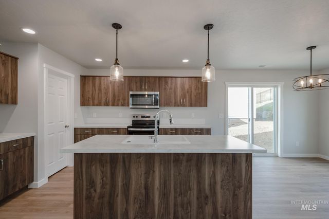 21 S Sweetgrass Pl, Nampa, ID 83651