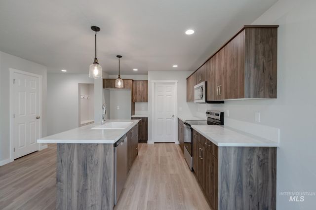 21 S Sweetgrass Pl, Nampa, ID 83651