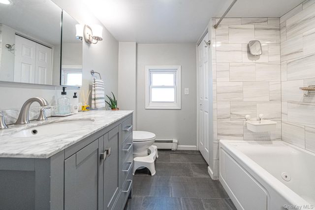 1 2nd Avenue, East Rockaway, NY 11518