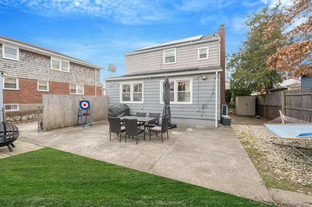 1 2nd Avenue, East Rockaway, NY 11518