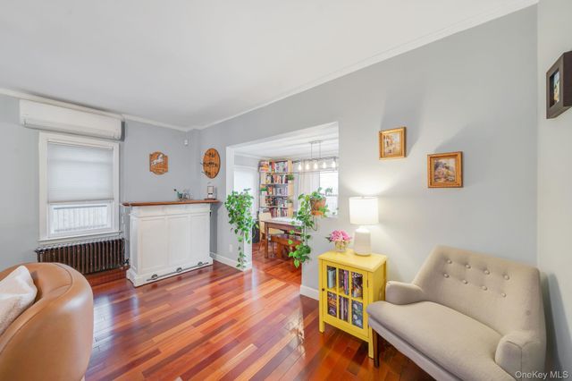 1 2nd Avenue, East Rockaway, NY 11518