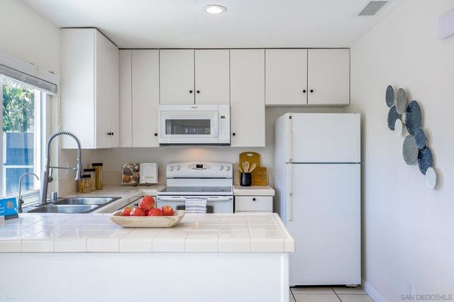 8933 Libra Dr, San Diego, CA 92126