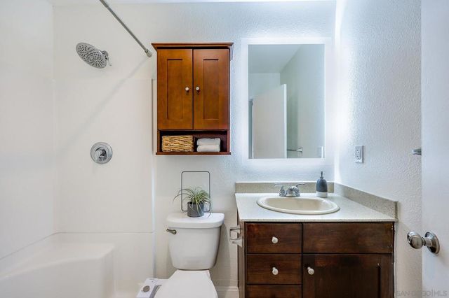 8933 Libra Dr, San Diego, CA 92126