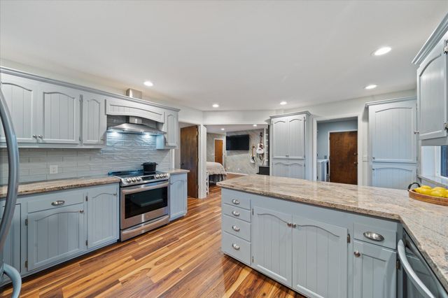 20766 Cattle Drive, Redding, CA 96003