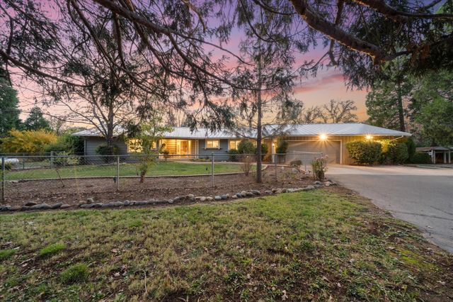 20766 Cattle Drive, Redding, CA 96003