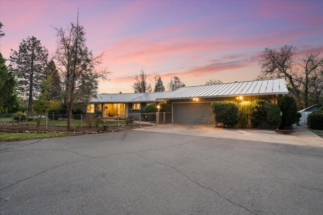 20766 Cattle Drive, Redding, CA 96003