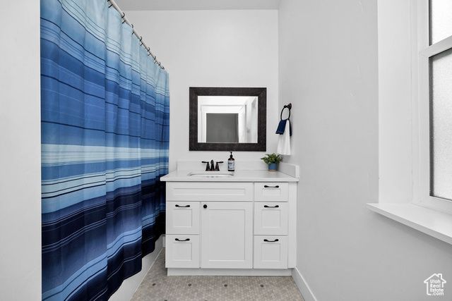 670 N LAKE SIGHT DR, Garden City, UT 84028