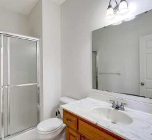 16187 Hawthorn Path, Lakeville, MN 55044