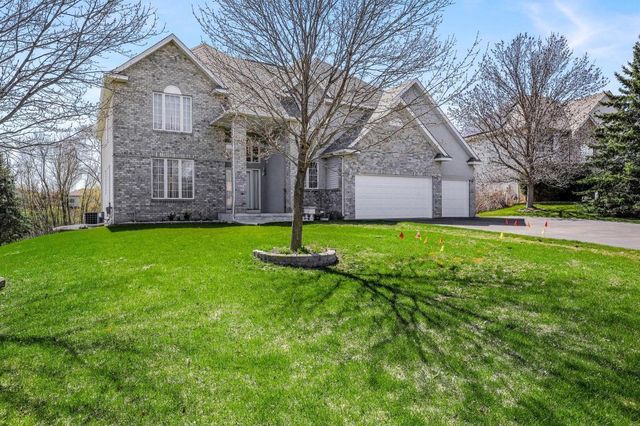 16187 Hawthorn Path, Lakeville, MN 55044