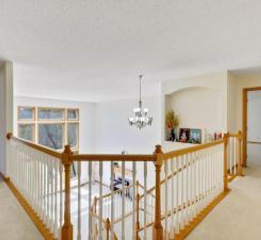 16187 Hawthorn Path, Lakeville, MN 55044