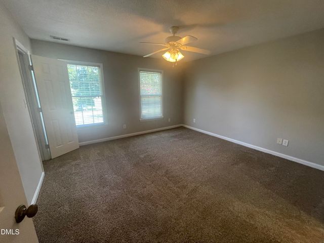 152 Rollingwood Drive, Dunn, NC 28334