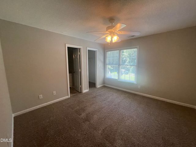 152 Rollingwood Drive, Dunn, NC 28334