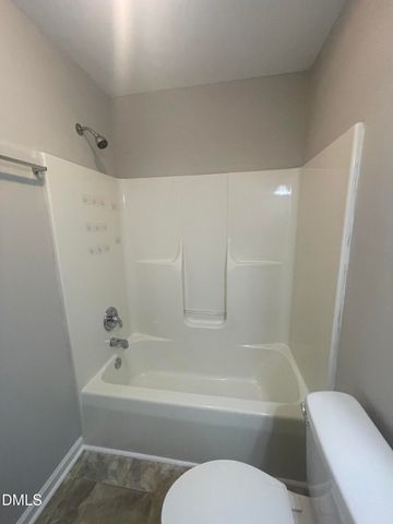 152 Rollingwood Drive, Dunn, NC 28334