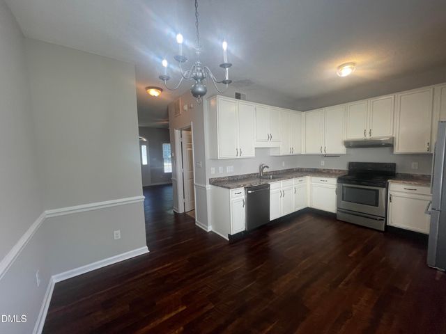 152 Rollingwood Drive, Dunn, NC 28334