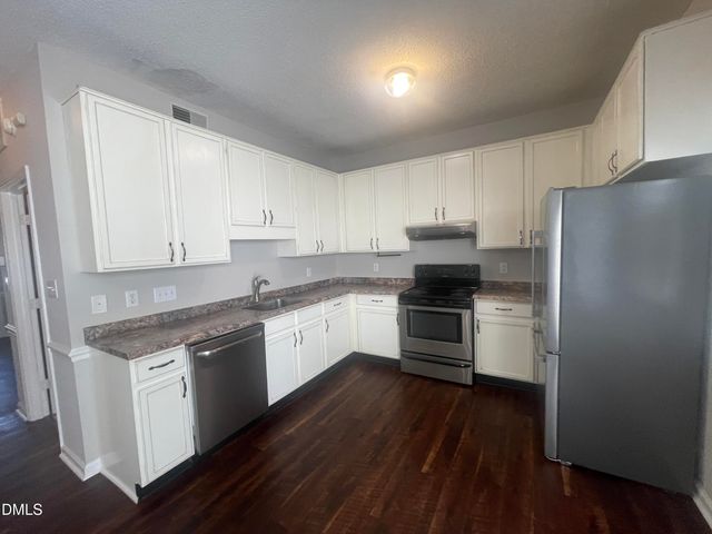 152 Rollingwood Drive, Dunn, NC 28334