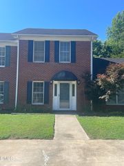 152 Rollingwood Drive, Dunn, NC 28334