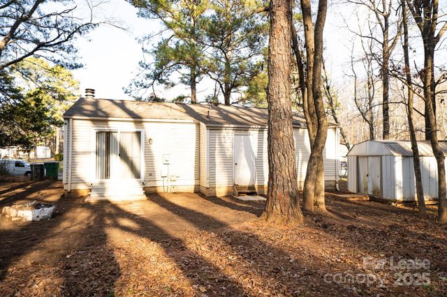 5423 Jaslie Lane, Charlotte, NC 28227