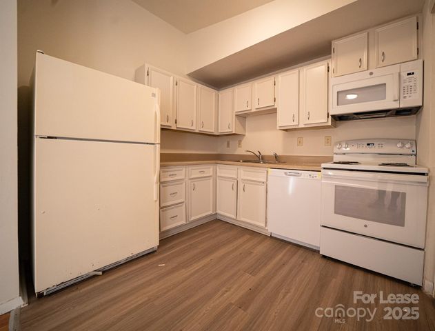 5423 Jaslie Lane, Charlotte, NC 28227