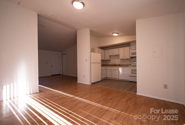 5423 Jaslie Lane, Charlotte, NC 28227