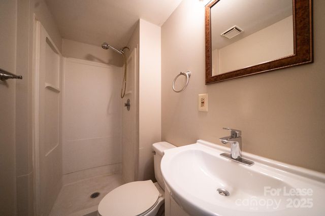 5423 Jaslie Lane, Charlotte, NC 28227