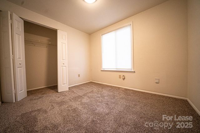 5423 Jaslie Lane, Charlotte, NC 28227