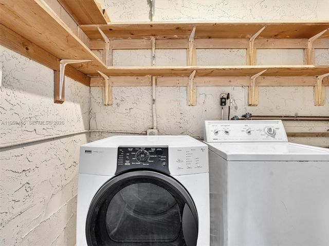 39 Ann Lee Ln 39, Tamarac, FL 33319