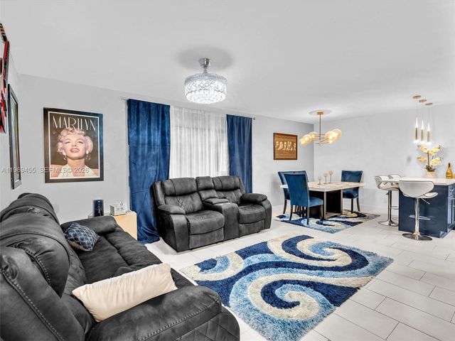 39 Ann Lee Ln 39, Tamarac, FL 33319