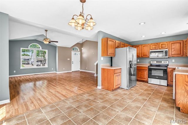 799 Isabella, Farmington, MO 63640