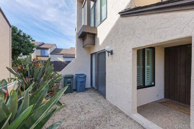 3008 Plaza Lorenzo, Bonita, CA 91902