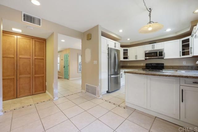 3008 Plaza Lorenzo, Bonita, CA 91902