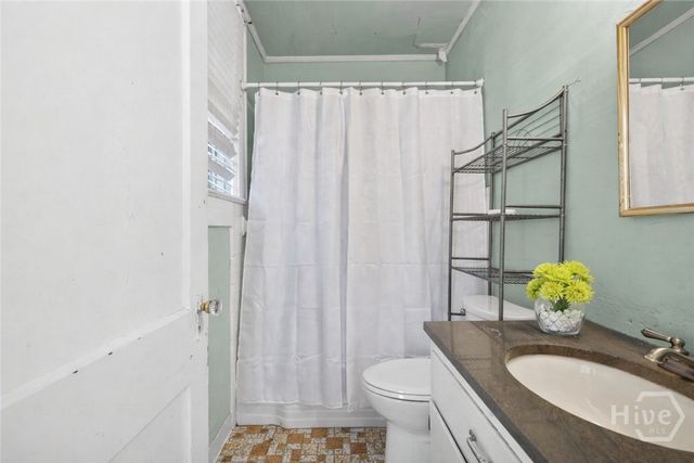111 Edwards Street, Elberton, GA 30635