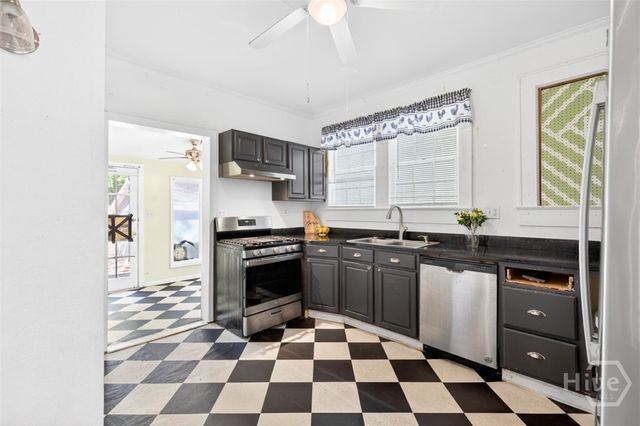 111 Edwards Street, Elberton, GA 30635