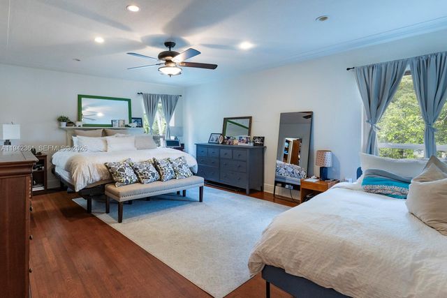 360 SW 28th Rd, Miami, FL 33129