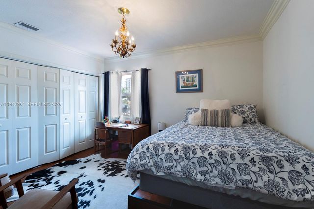 360 SW 28th Rd, Miami, FL 33129