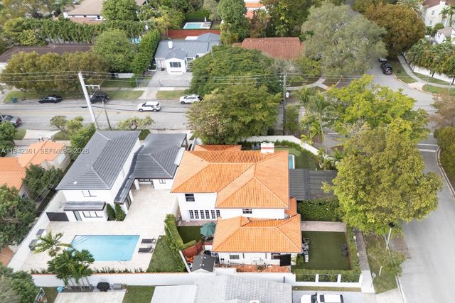 360 SW 28th Rd, Miami, FL 33129