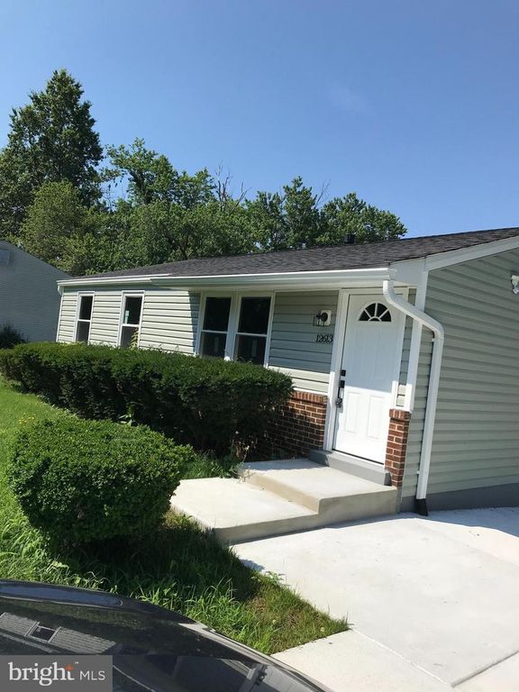 12613 LUNAN RD, Clinton, MD 20735