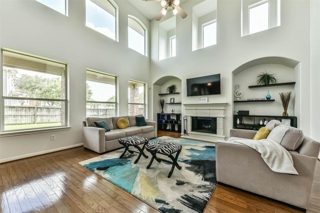 12206 Bell Creek Drive, Pearland, TX 77584