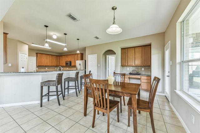 12206 Bell Creek Drive, Pearland, TX 77584