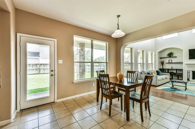 12206 Bell Creek Drive, Pearland, TX 77584