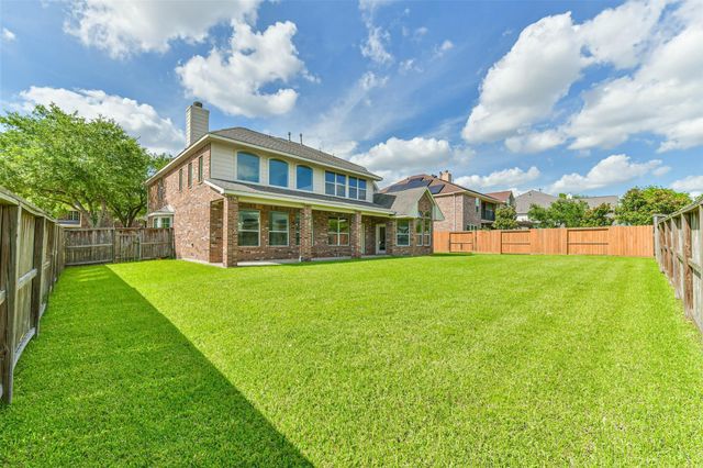 12206 Bell Creek Drive, Pearland, TX 77584