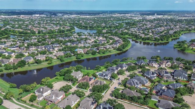 12206 Bell Creek Drive, Pearland, TX 77584