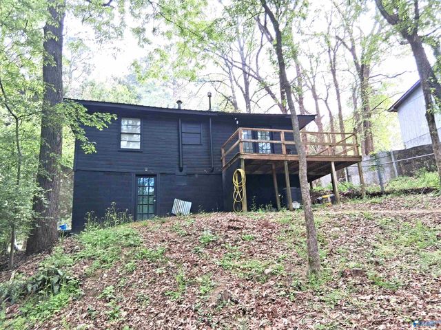 600 Palace Ave, Rainbow City, AL 35906