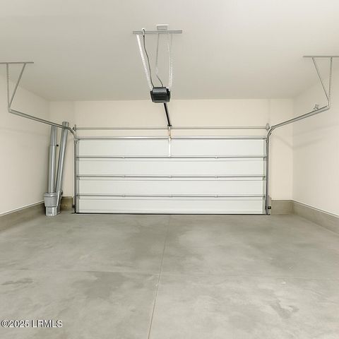 3582 Pearl Tabby Drive, Beaufort, SC 29907