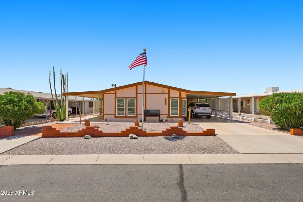 3802 N MONTANA Avenue, Florence, AZ 85132 — exterior