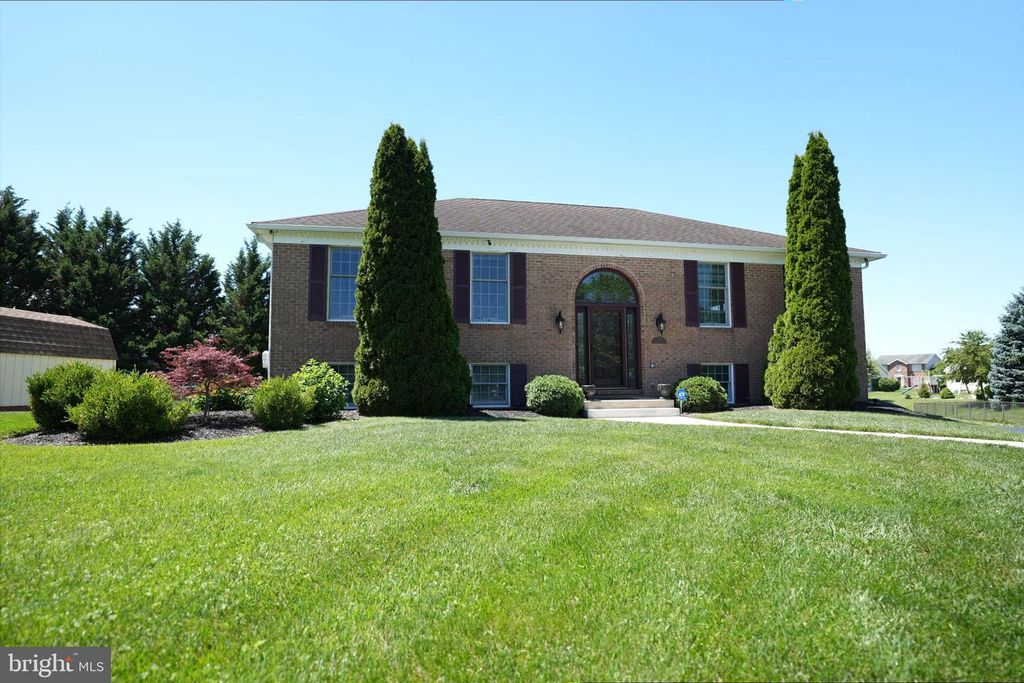 136 BERNICE DR, Bear, DE 19701